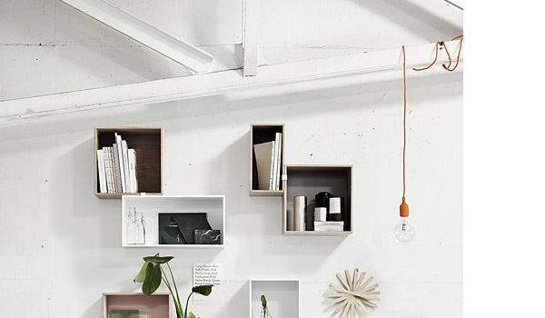 E27 hanging lamp, here with mini stacked modules, by Matthias Ståhlbom / Muuto.