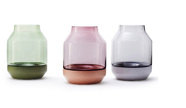 Elevated vase, available in three colours, by Thomas Benzen / Muuto.