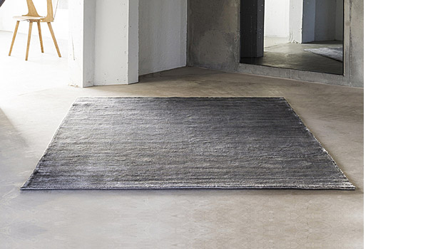 Bamboo rug, grey colour, by Massimo.