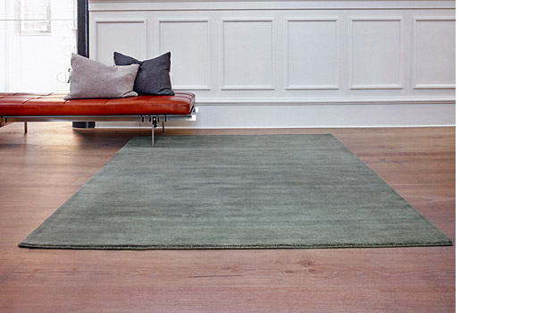 Earth rug, verte grey colour, by Massimo.