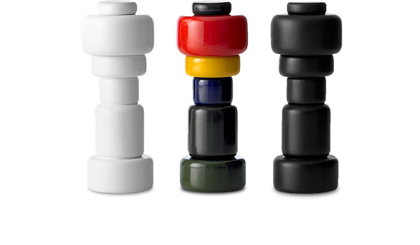 Plus salt and pepper grinder, available in maple and various colours, by Norway Says / Muuto.