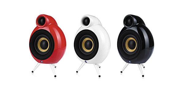 Micropod Bluetooth loudspeakers in black, red and white.