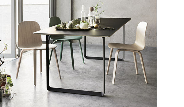 70/70 table, seen here with visu chairs and corky carafe, by TAF Architects / Muuto.