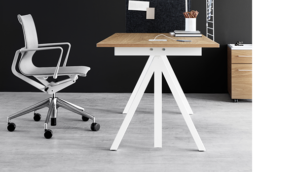 SALE! String works height adjustable work desk. Available with oak or black lino top.