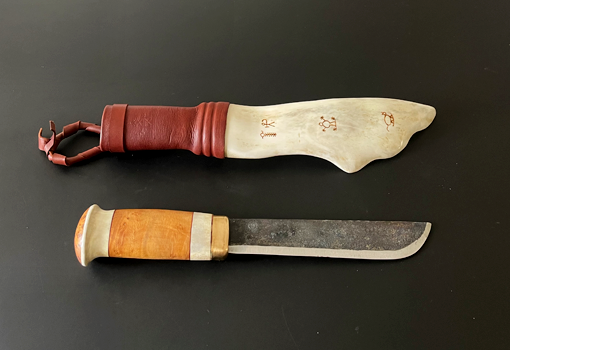 SALE! Traditional knife (puukko) from Lappland, with unique antler sheath and birch handle.