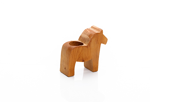 Dalahorse candle holder, handicraft.