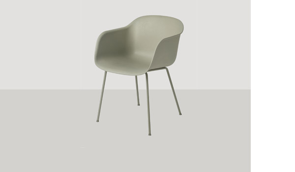 Fiber chair, here with green shell and green sled base, by Iskos-Berlin / Muuto.