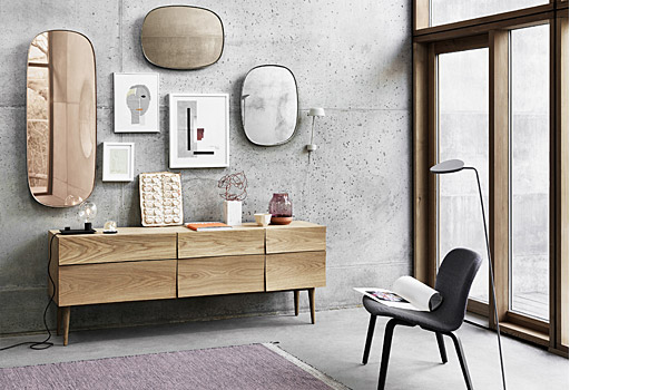 Framed, mirror by Anderssen & Voll / Muuto.