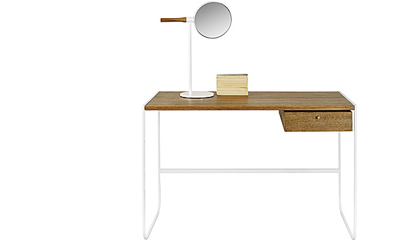 Tati desk by Broberg & Ridderstråle / Asplund.
