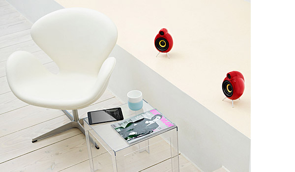 Micropod Bluetooth loudspeakers in red.