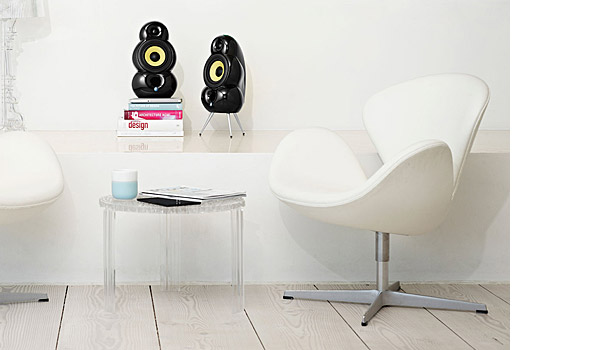 Micropod Bluetooth loudspeakers in black.