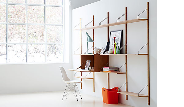 Link to more information on Royal System, shelving system by Poul Cadovius / DK3