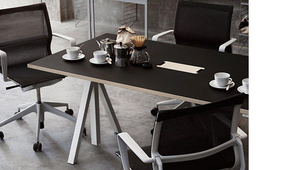 SALE! String works height adjustable work desk. Available with oak or black lino top.