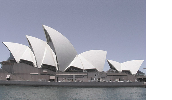 The famous Syney Opera House, designed by Jørn Utzon 1959.