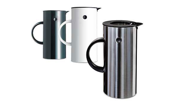 EM77, 0.5 liter thermo by Erik Magnussen/Stelton, in stainless steel and black or white.