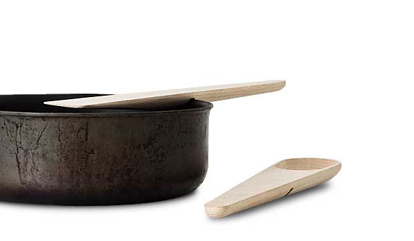Hang around, cooking utensils by KIBISI / Muuto.
