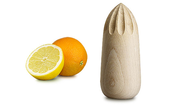 Turn around, lemon squeezer by KIBISI / Muuto.