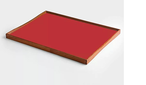 Turning Tray serving tray, here the large version in kimono red, by Finn Juhl / Architect Made.