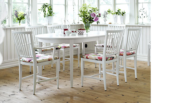 Vardags, dining chair and table in white, by Carl Malmsten / Stolab.